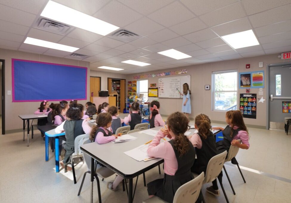 Modular Spaces for Public Schools